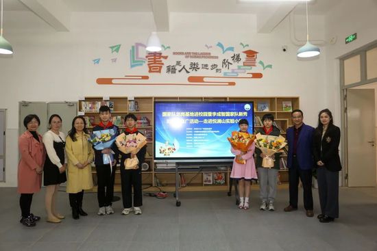 毛片在线播放视频